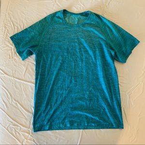 Lululemon Vent Tech men’s shirt Medium